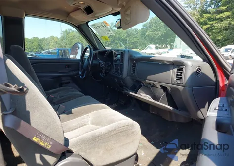 2004 Chevrolet Silverado 2500Hd Ls z USA, uszkodzony, nr VIN 1GCHC29U84E390382